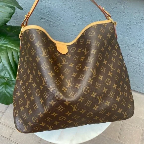 SOLD Louis Vuitton Monogram Delightful MM Hobo - Picture 3 of 16